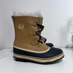 Sorel waterproof women boots size 6 EUR 38
